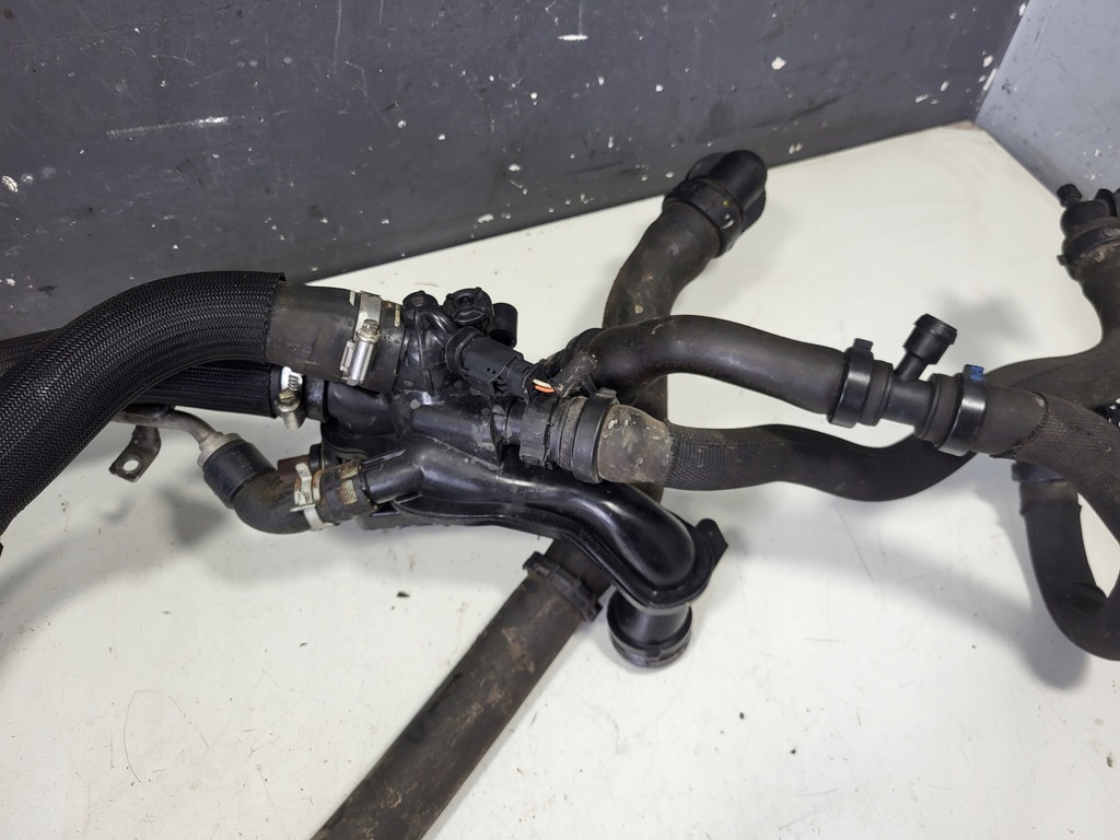 фото №8, Термостат peugeot 308 t9 1,6thp