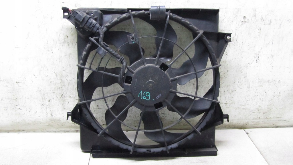 фото №1, Hyundai ix35 1.7 вентилятор радиатора 10-16