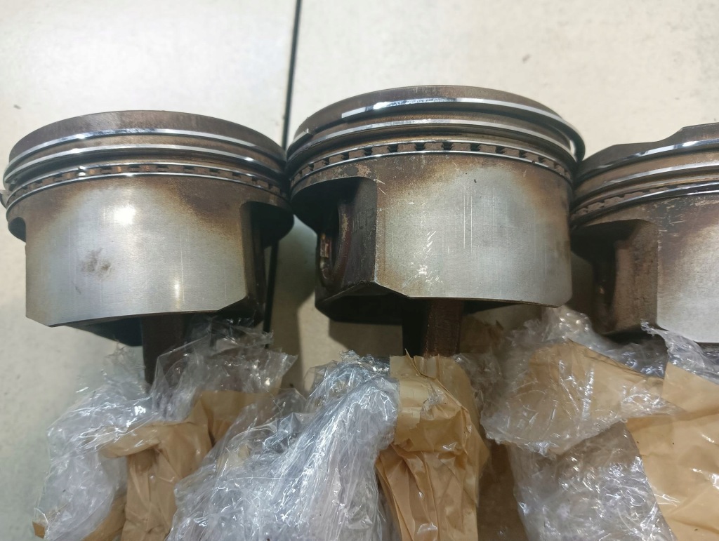 фото №15, Поршень шатун toyota corolla e121.4 4zz a,b