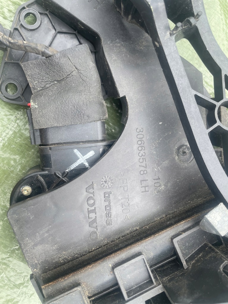 фото №5, Замок левый задняя 30699158 volvo v50 s40 ii europa