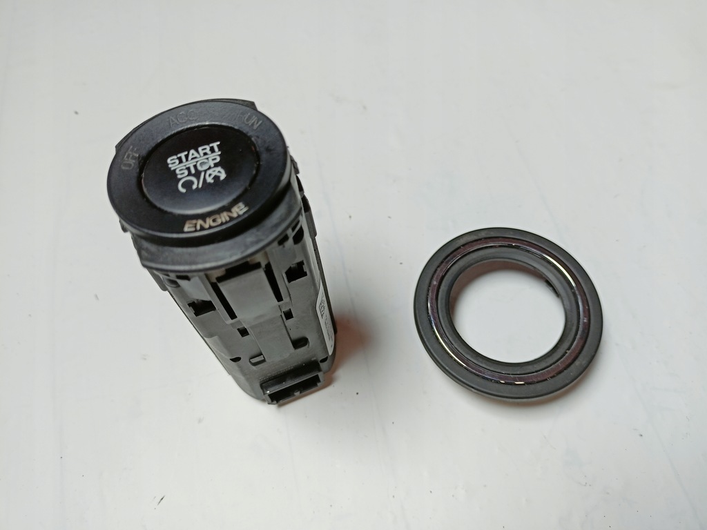 фото №2, Maserati ghibli 14+ кнопка запуск стоп + рамка