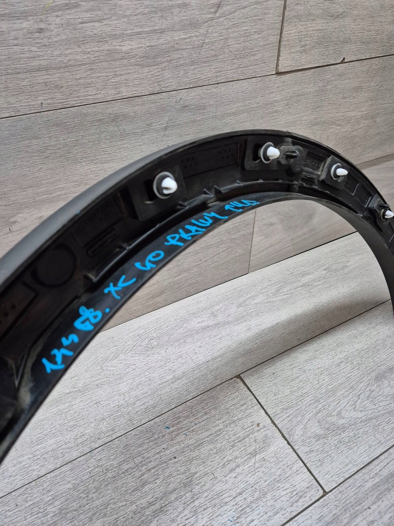 фото №16, 12388. volvo xc40 молдинг крыло правый задняя 31448329