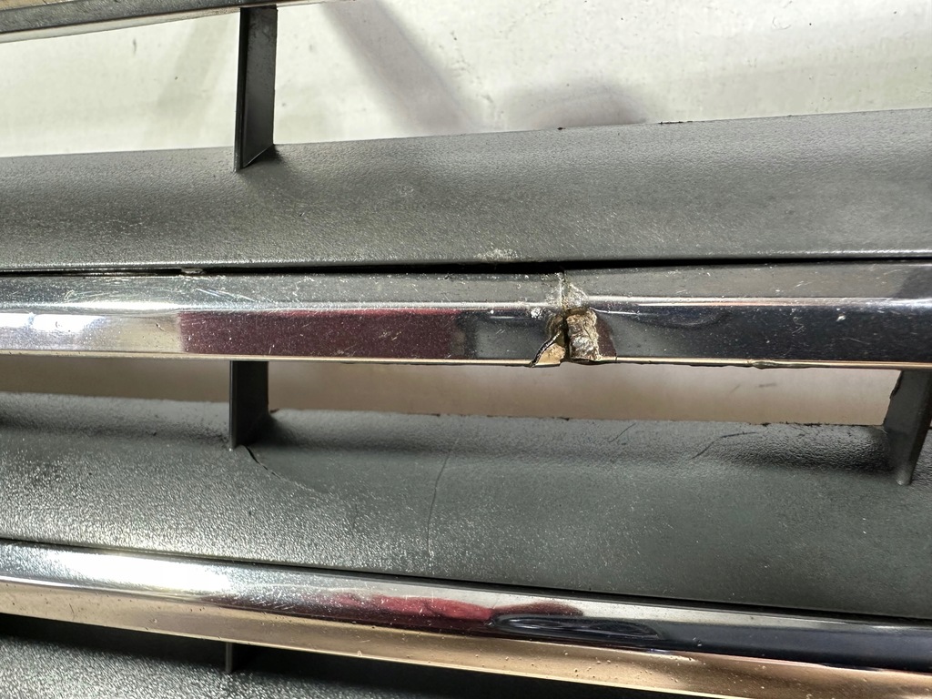 фото №7, Решётка радиатора передний решётка радиатора mercedes c klasa w203