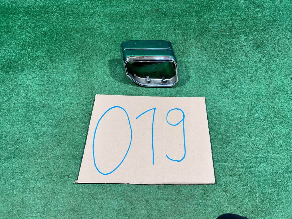 Bmw x3 g01 наконечник выхлоп правая задний  задняя 9894676 в Украине