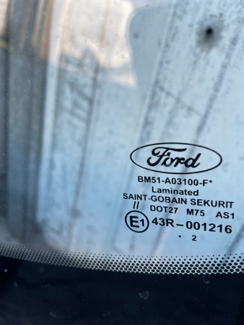 Скло лобове передня ford focus 3 mk3 12r. в Україні