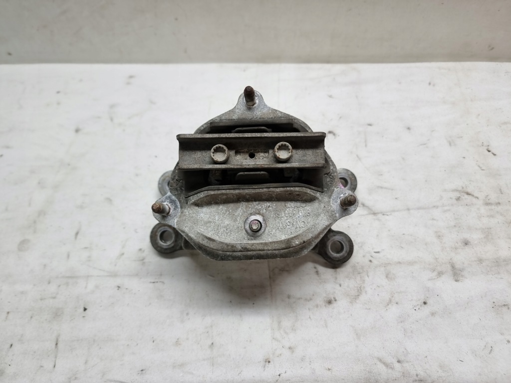 фото №1, Audi a4 b8 кронштейн подушка коробки