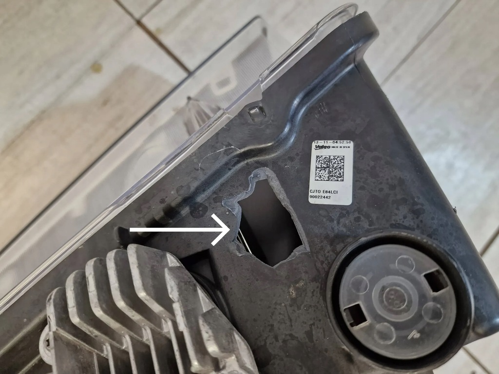 фото №9, Bmw x1 e84 lift lci 12-15 правая лампа перед ксенон 7290252