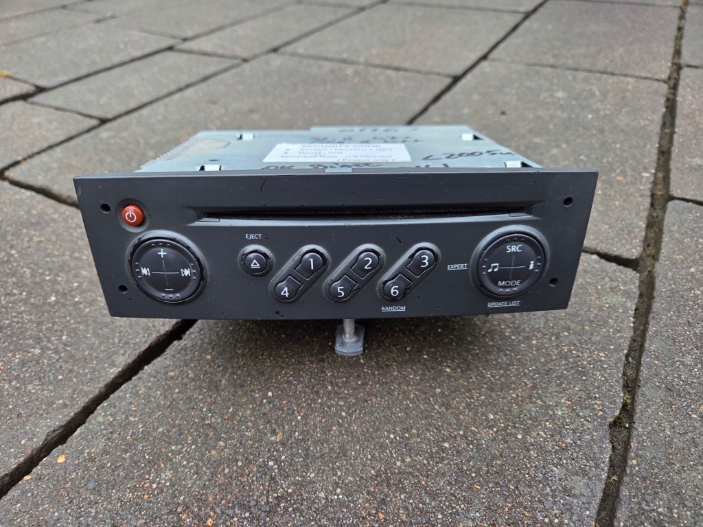 фото №1, Радио cd scenic ii lift megane ii обновление list с код 8200607918 2005