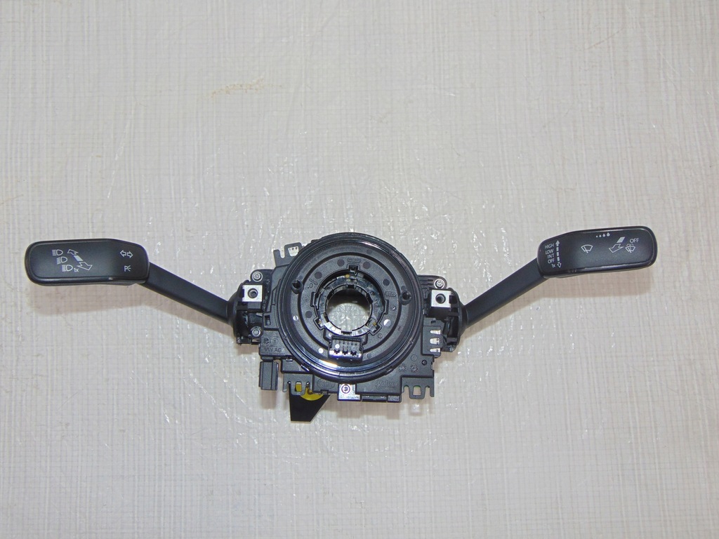 фото №1, Vw passat b8 переключатель комбинированный переключатели 5q0953521af