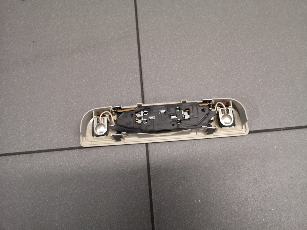 фото №5, Лампа потолочный audi a3 8l 3d lift 8l4947111