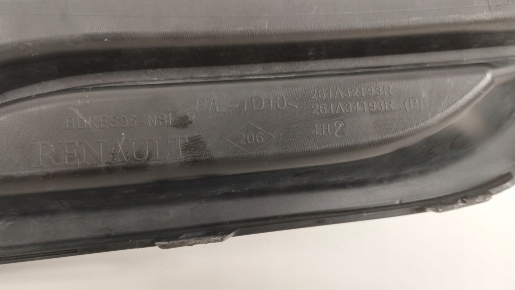 Решётка левая бампера перед renault megane 3 рестайлинг  261a32198r Цена