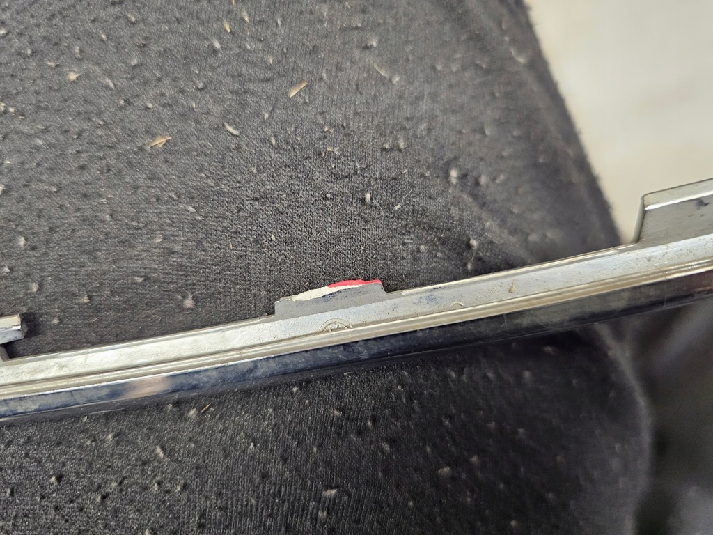 фото №11, Volkswagen touareg ii lift молдинг хром решётки бампера перед 7p6853101b