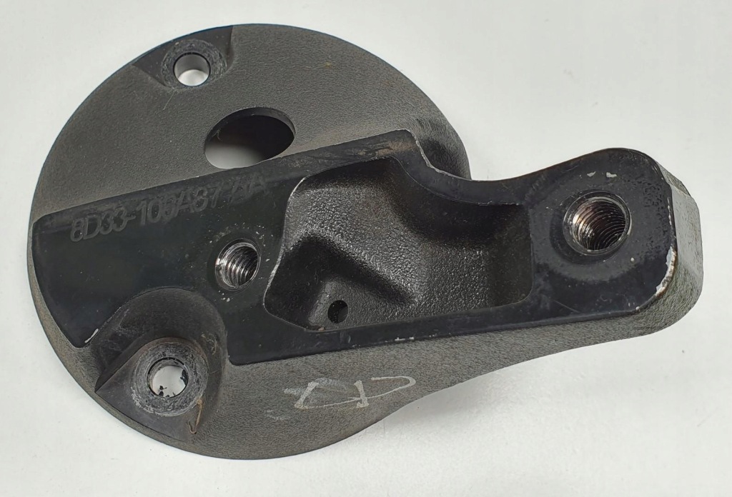 Купить Кронштейн распорки левый перед aston martin rapide