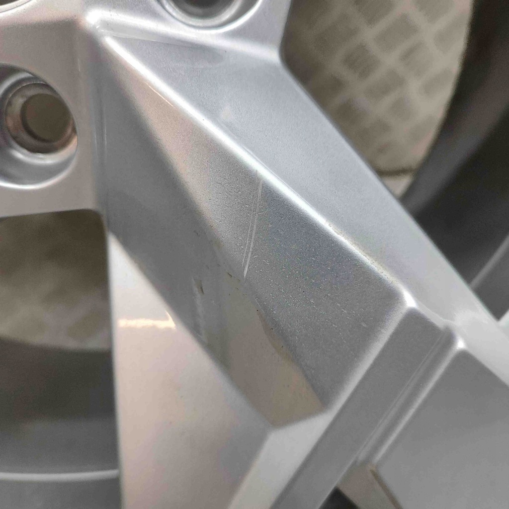 фото №12, Комплект диск skoda kodiaq ii ps7 57h601025 27975374 1.5l 110kw 2024