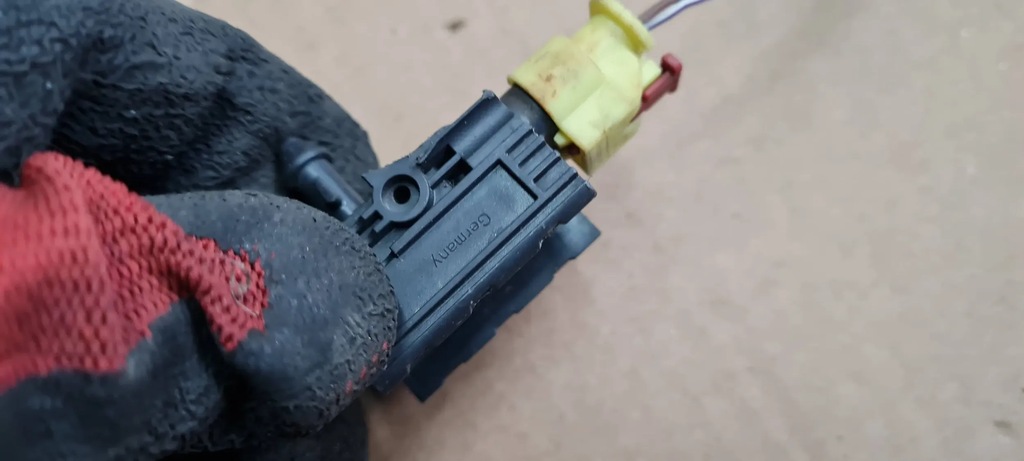 фото №8, Q5 80a датчик захисту пішоходів штекер колодка 80a959121b