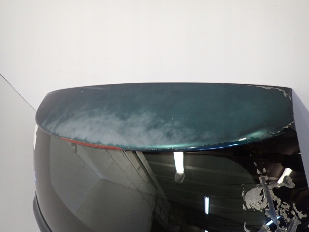 Toyota avensis t25 универсал 03- крышка багажника задняя стекло Недорого