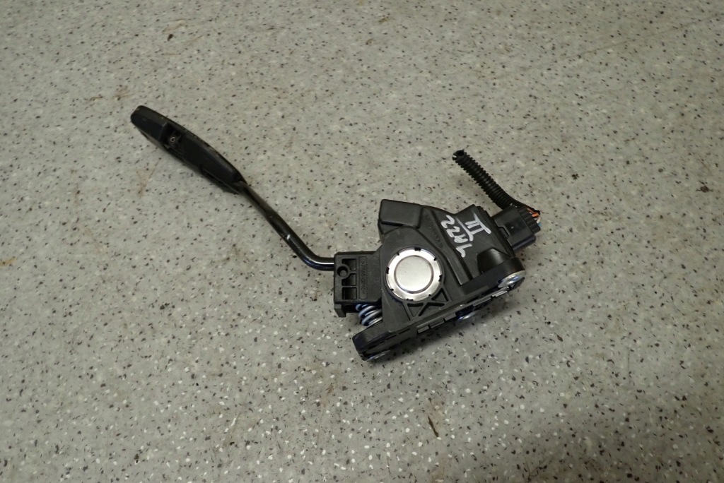 фото №1, Honda jazz iii 1.2i 08- потенциометр педаль газа