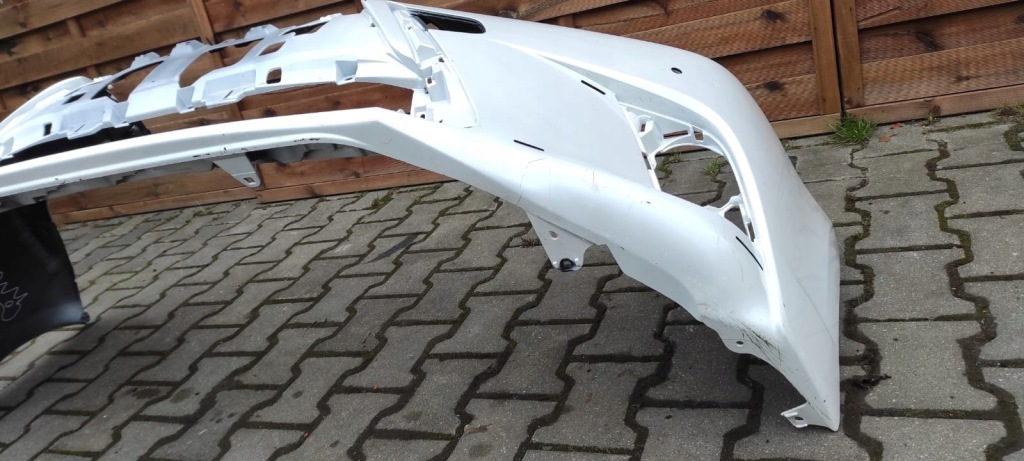 Купить Lexus ct200h бампер rok 2017