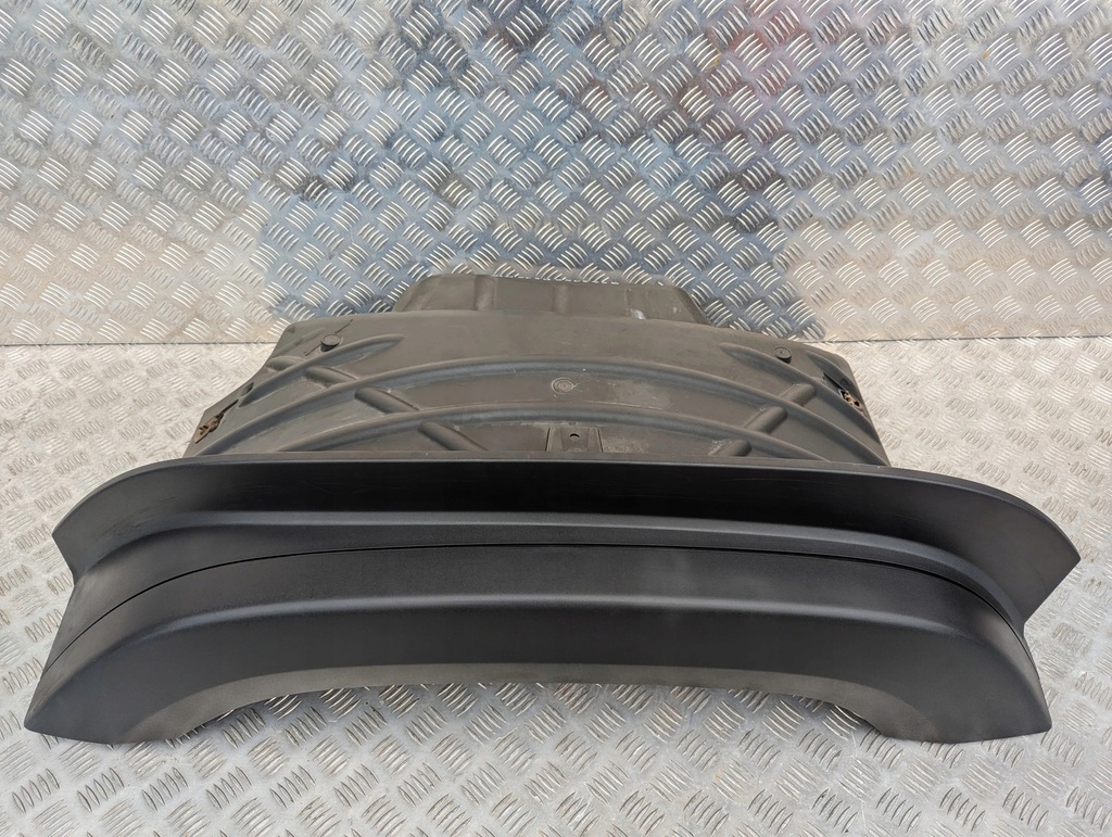 фото №1, Подкрылок подкабинный левая scania p ntg