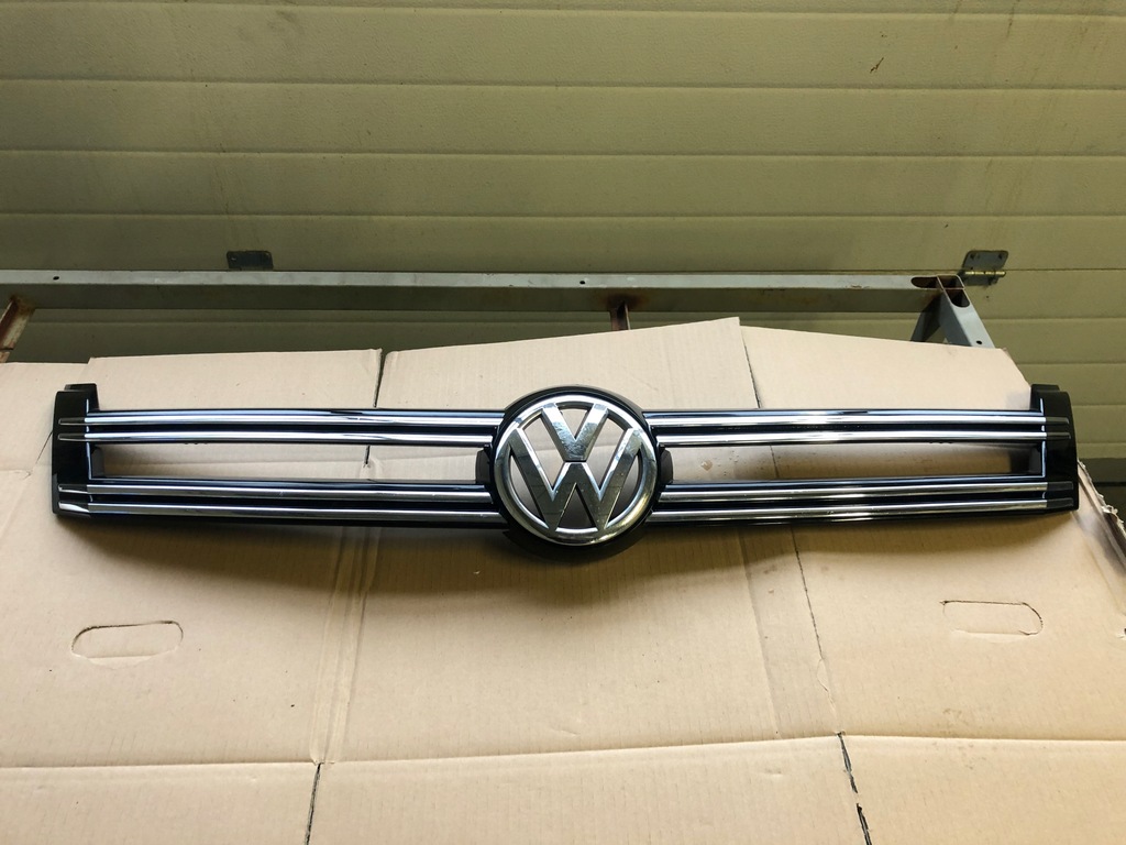 фото №1, Решітка радіатора решітка радіатора vw tiguan lift 5n0853655