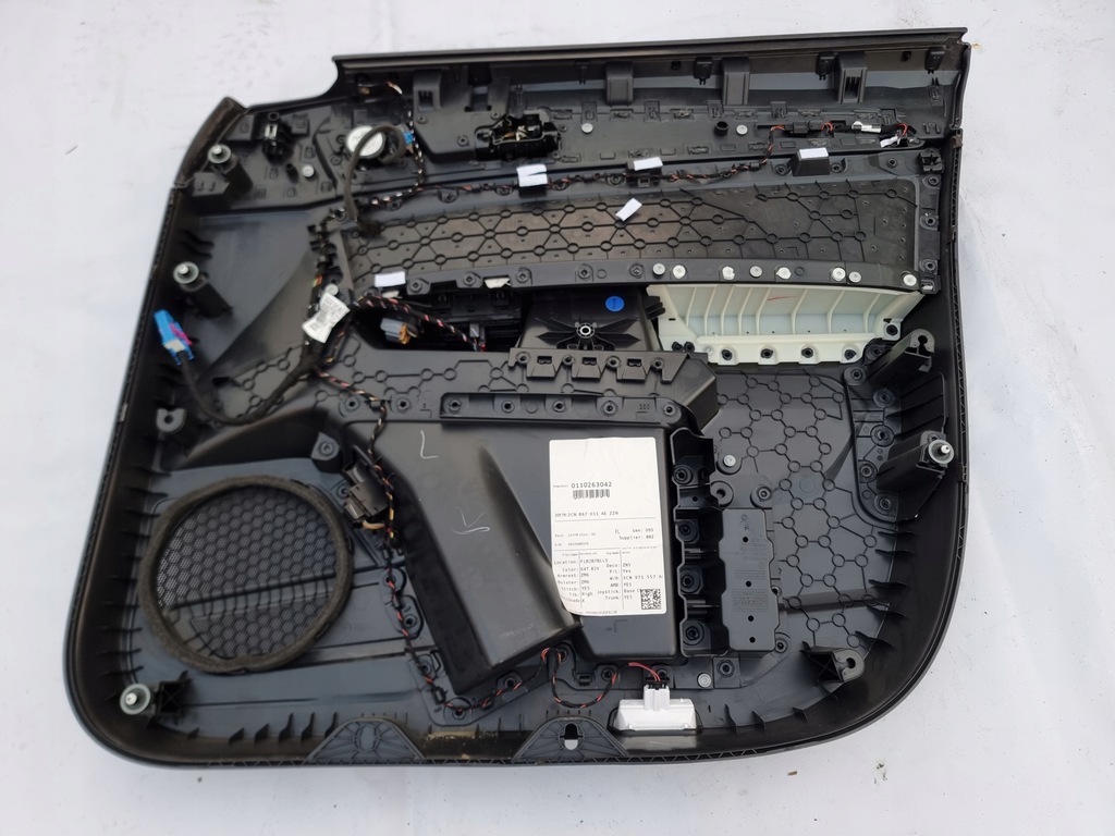 фото №11, Vw atlas cross sport 3.6 awd r-line обшивка дверь левый перед 2021-