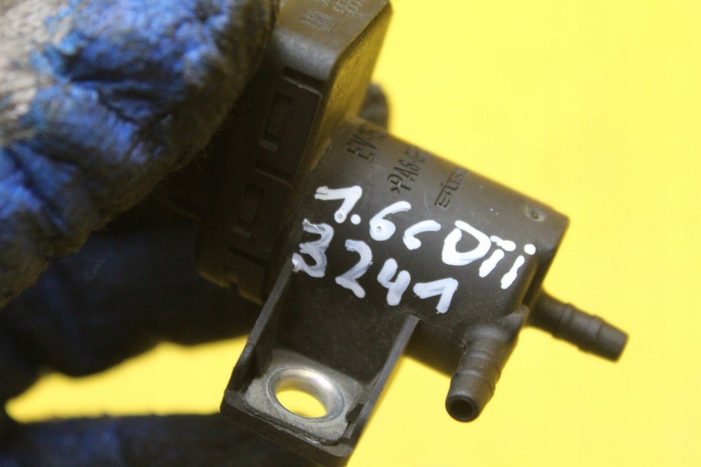 фото №9, Клапан вакууму 55574896 astra k 1.6 cdti