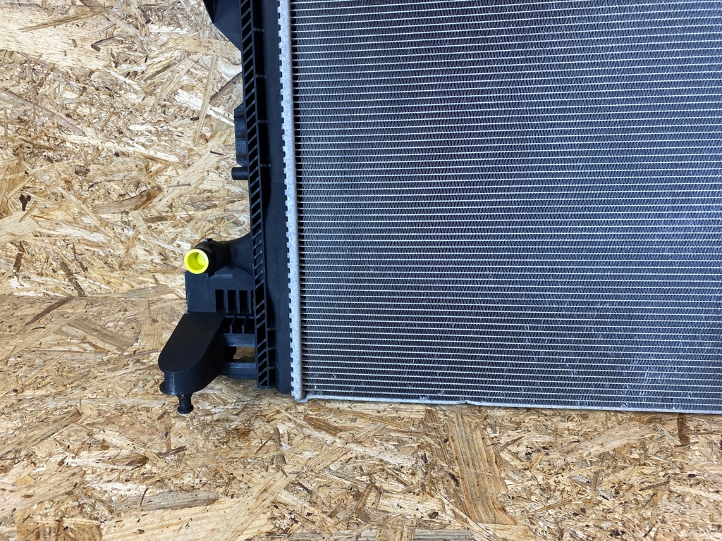 фото №9, Радиатор wody mercedes w177 w247 x247 w118 a2475003800