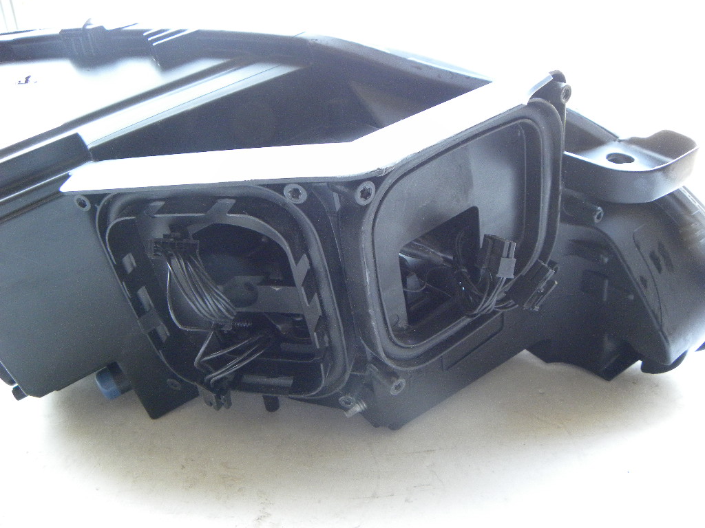 фото №13, Peugeot 308 gt бампер лампи full-led,maska