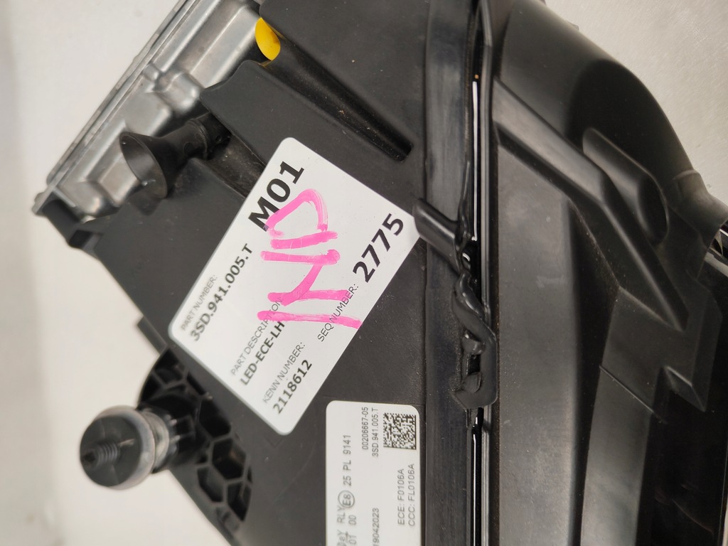 фото №6, Bentley continental 3sd full led лампа левый перед 3sd941005t