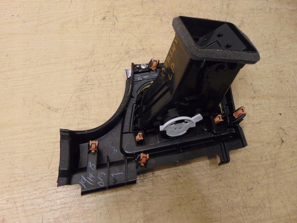 фото №5, Решітка обдув консолі ліва suzuki kizashi europa