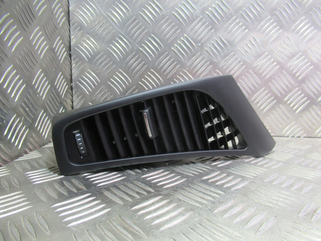 фото №1, Audi r8 420 решітка обдув ліва бічна 423820901