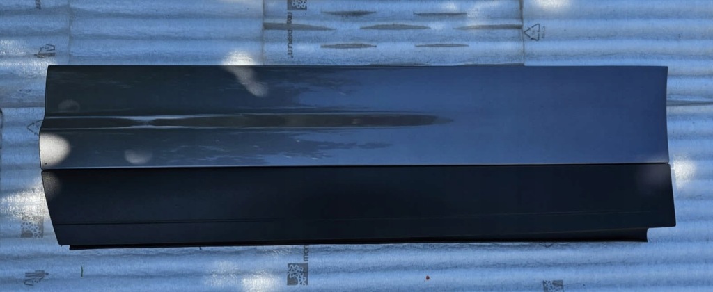 фото №1, Молдинг дверь левый задняя porsche cayenne ii 7p5 7p5837787g