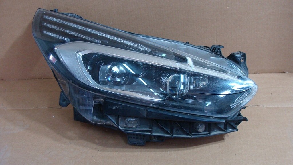 фото №1, Ford s-max лампа правая перед full led 90076252