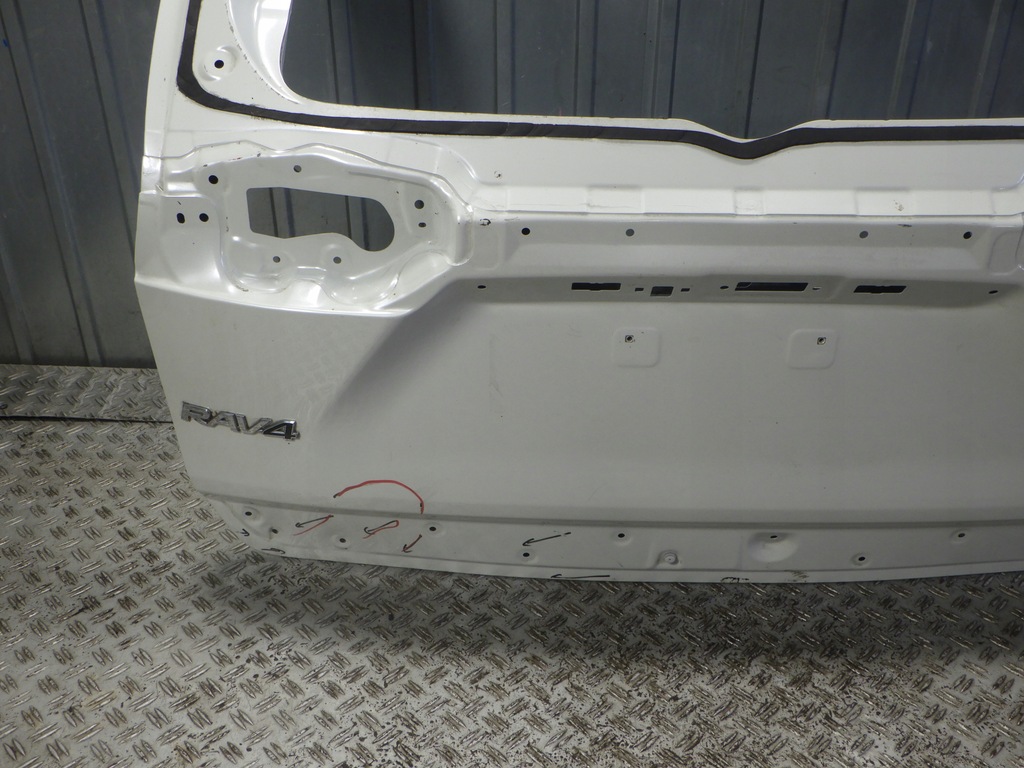 фото №4, Крышка багажника задняя багажника toyota rav4 v