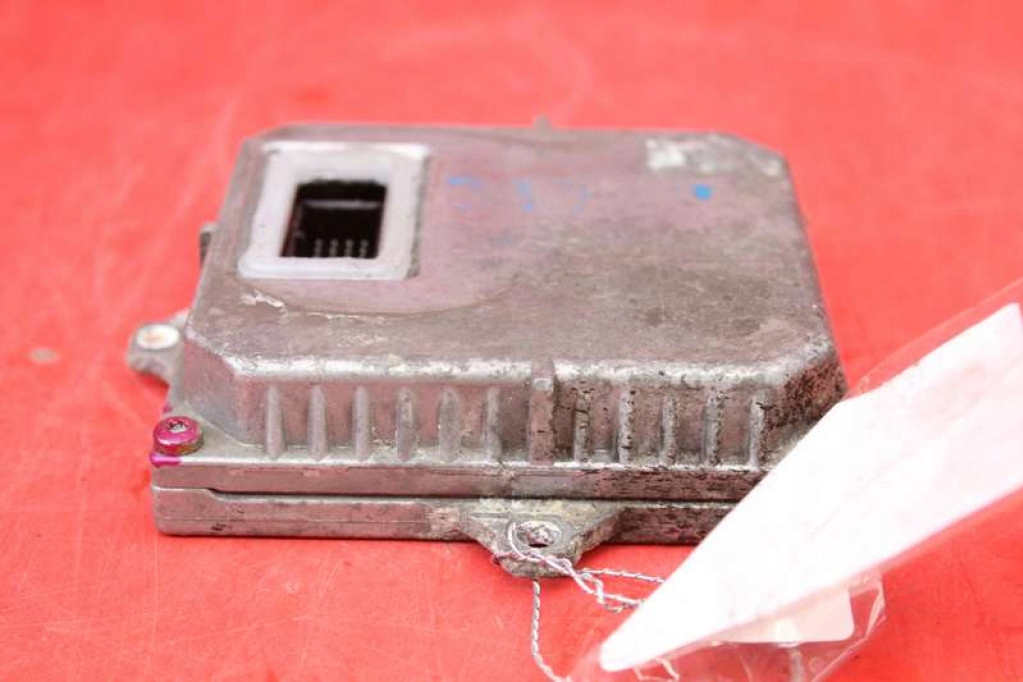 фото №5, Преобразователь ксенон ксенон правая 1307329086 mazda 6 1 i gg 02-05