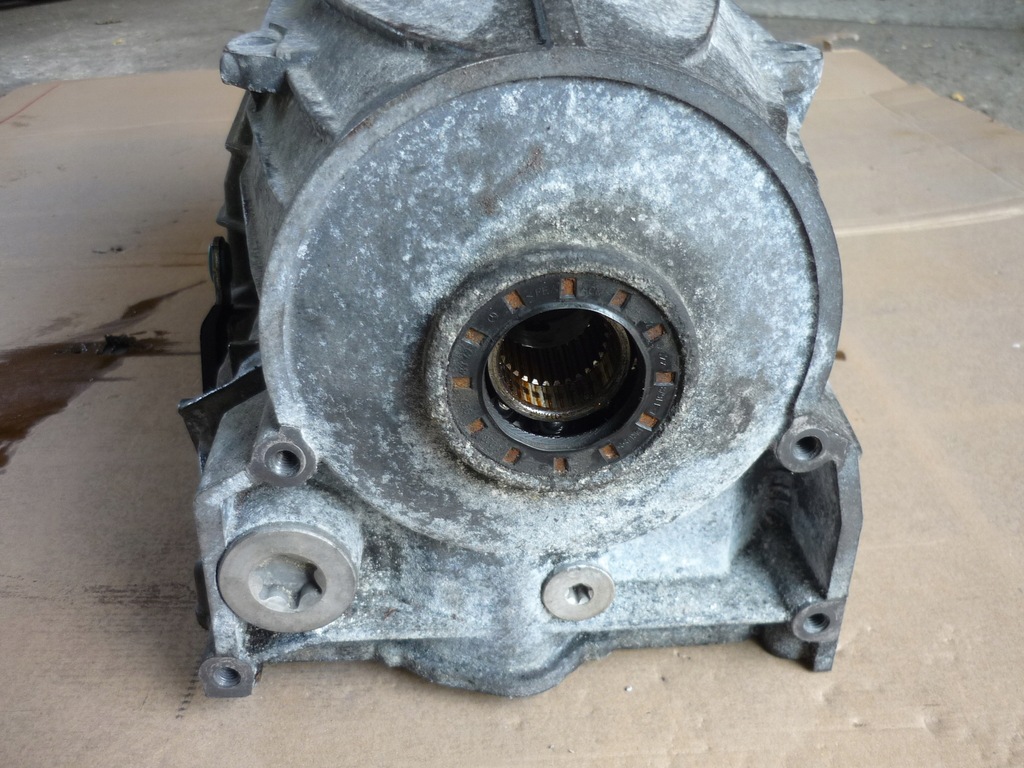 фото №10, Корпус коробки передач mercedes w211 r2202711501