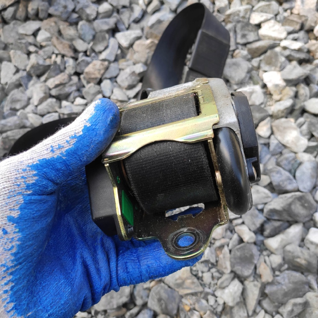 фото №4, Pas безпеки лівий перед audi a3 8l 3x двері