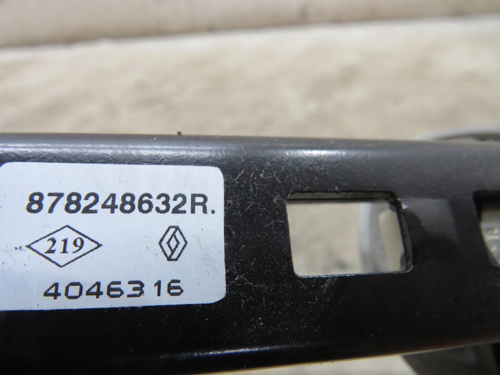 фото №8, Регулювання висоти поперечина clio iv 878248632r