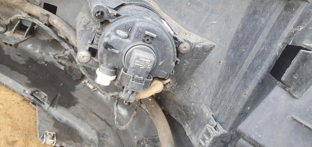 Бампер перед передний ксенон pdc x6 peugeot 407 купе lak.exld Оригинал