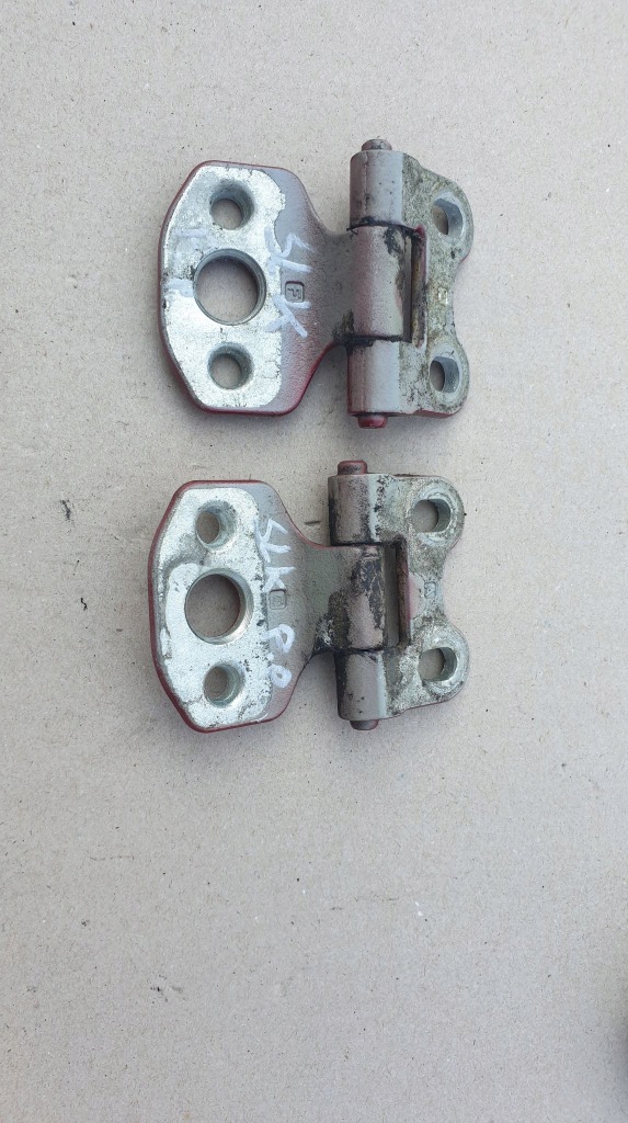 фото №2, Петля дверь правый перед mercedes slk r170