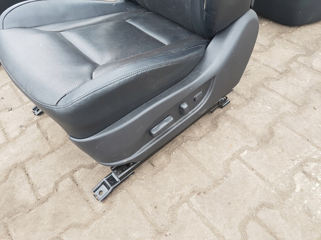 фото №11, Hyundai i40 11-14r kombi сиденья кожаный заднее сиденье