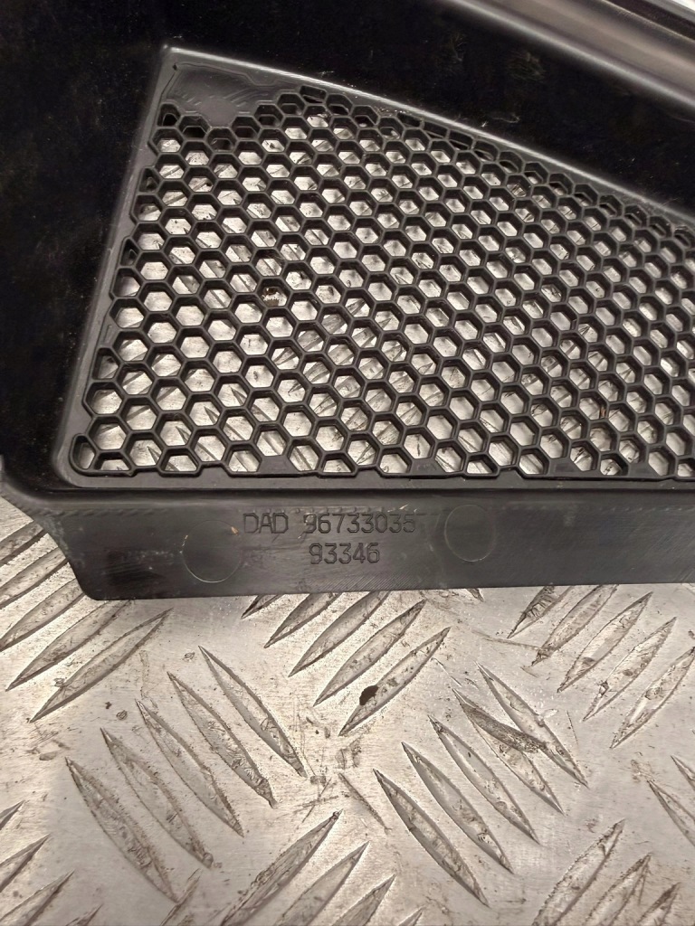 фото №10, Жабо ліва праве комплект peugeot 208 i 1 9673303577 9673303080