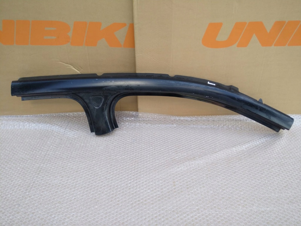 фото №1, Skoda octavia iv 5e7 обшивка блок двигателя правый новый 19-