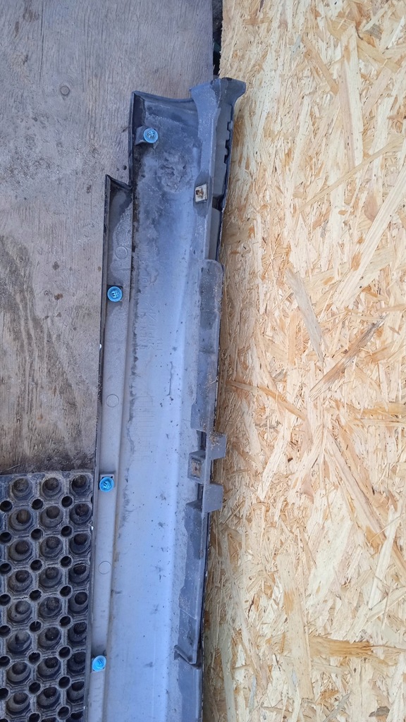 фото №10, Mitsubishi grandis молдинг порог левая x42