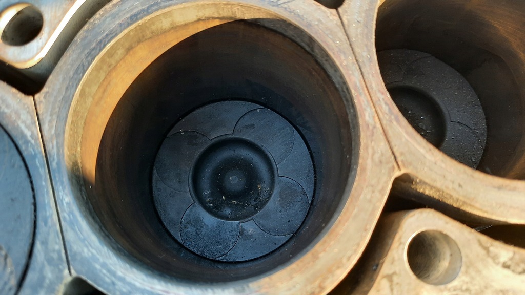 фото №7, Блок двигателя d5244t 513132 volvo 2.4 d5 185km