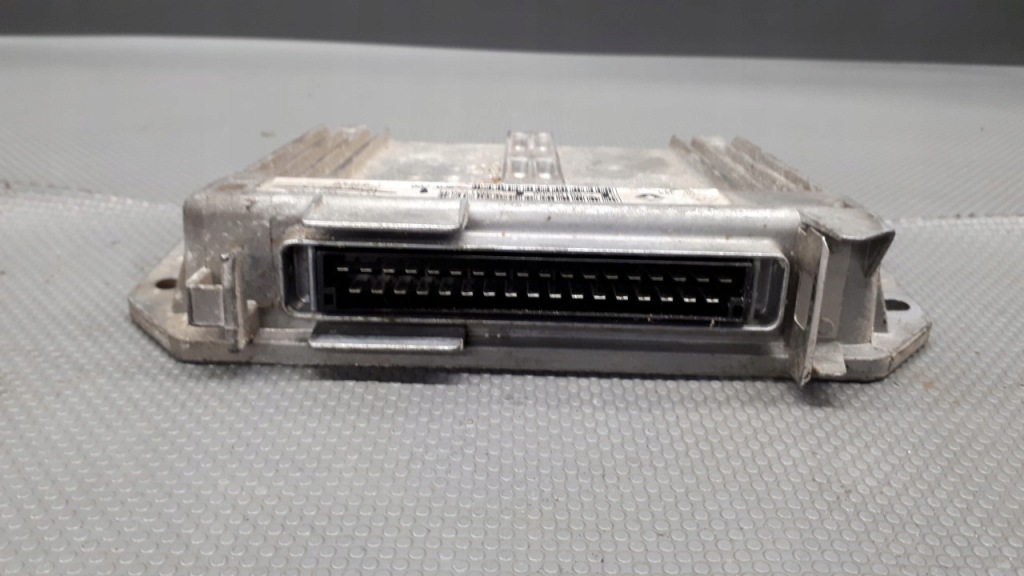 фото №1, 7700105560 бортовой компьютер двигателя renault twingo 1,2