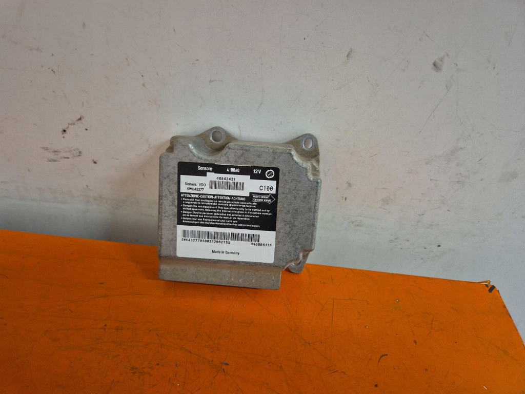 фото №1, Alfa romeo 147 04-10 модуль подушка безпеки подушок 46842421 ar32104