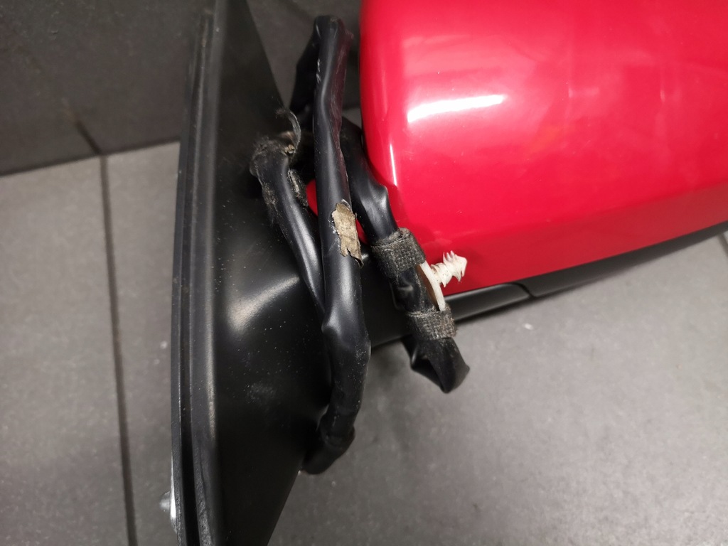 фото №9, Зеркало наружное левая audi a4 b7 uk красные