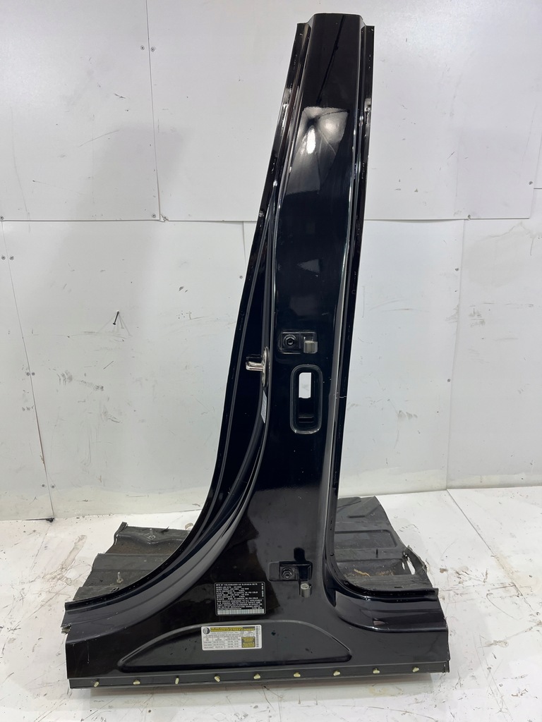 фото №1, Блок двигуна поріг лівий середина vw touareg 7p l041 2011r