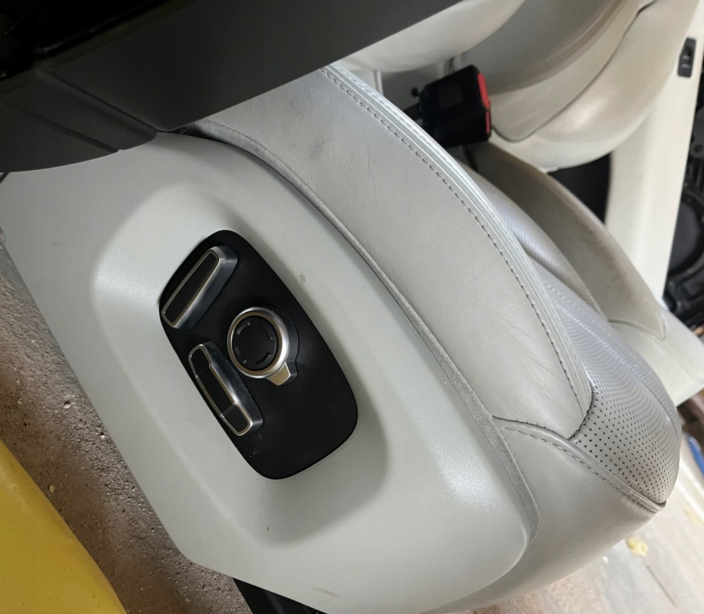 Range rover sport l494 сиденья обивка с Разборки